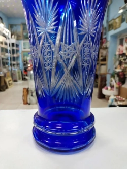 Ваза Салют.синий резной хрусталь. СССР