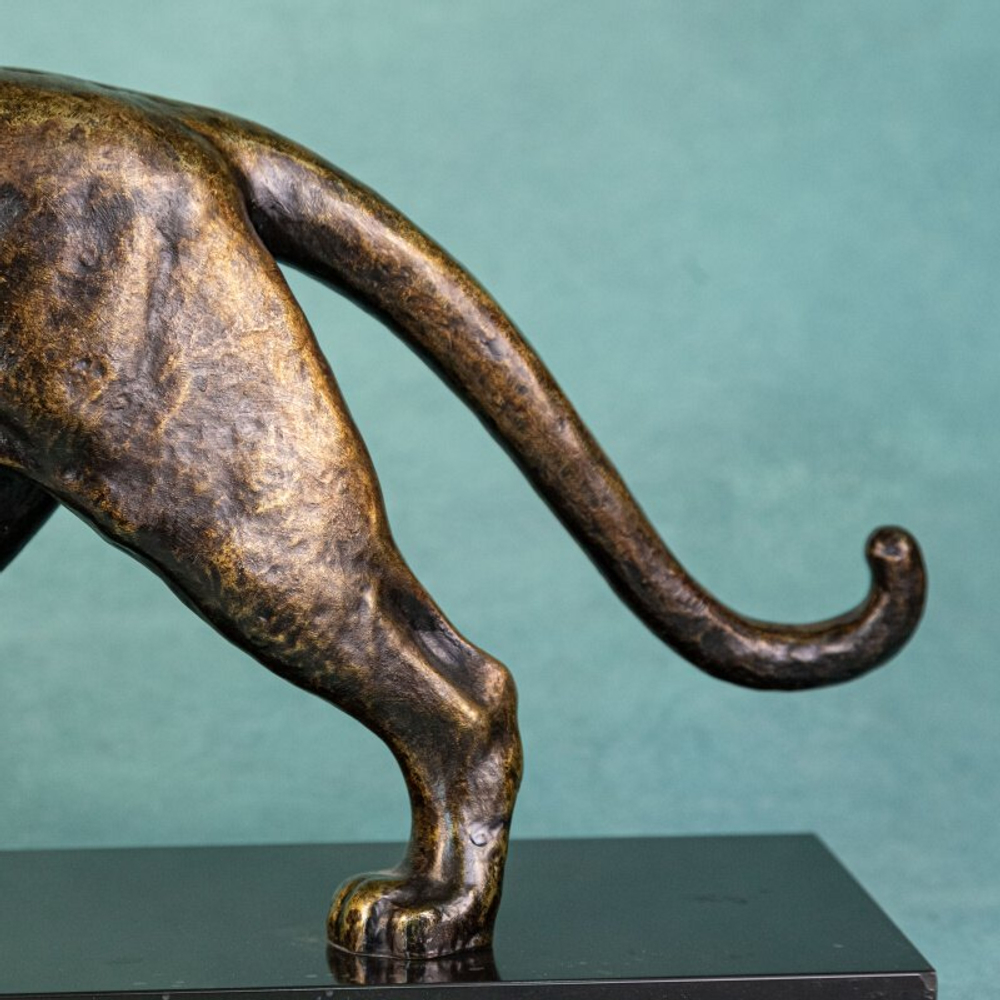 Скульптурная композиция в стиле Арт-Деко «Тигр»