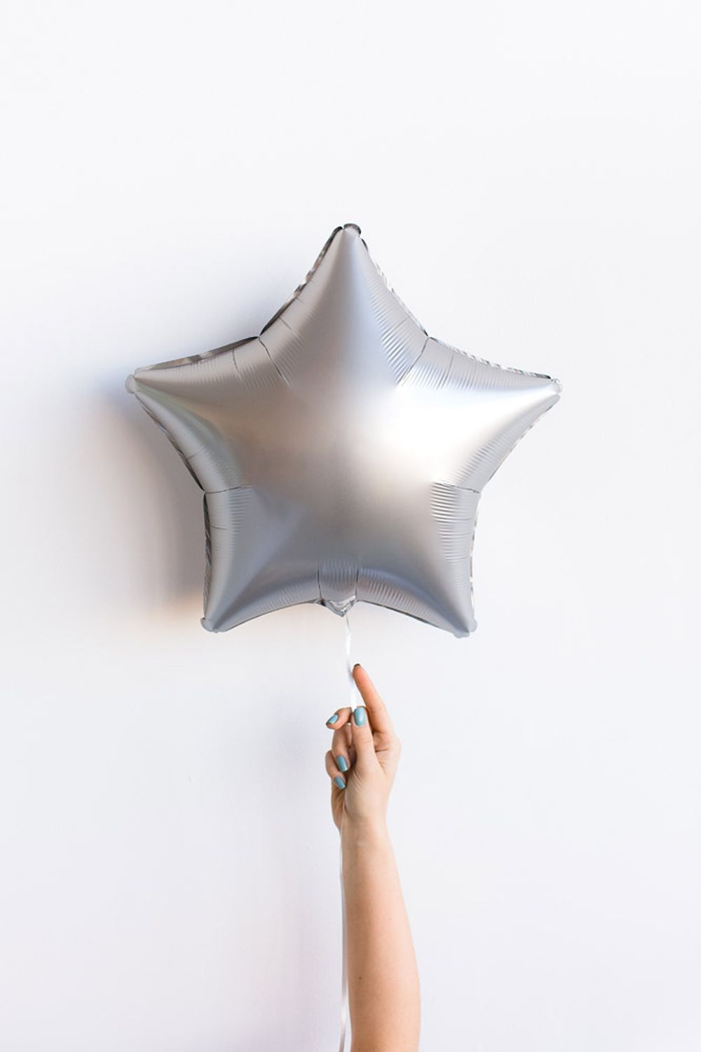 АN Шар Звезда 19"/48 см, Сатин платина Platinum (БГ-15)  Изображение2