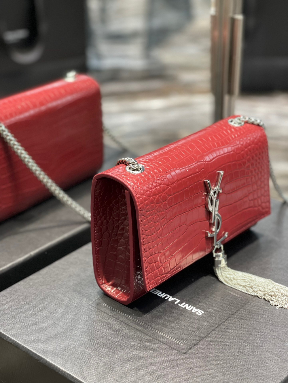 Saint Laurent Kate Small Bag 20 cm