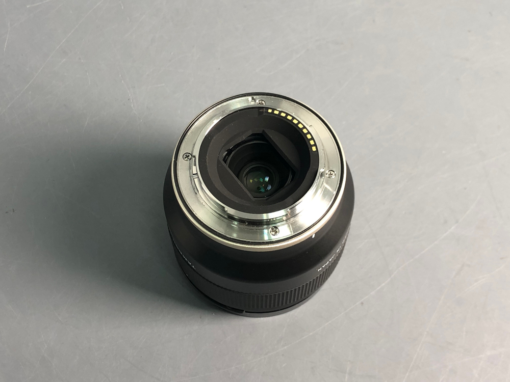 Tamron 24mm 2.8 Di III OSD Sony E F051