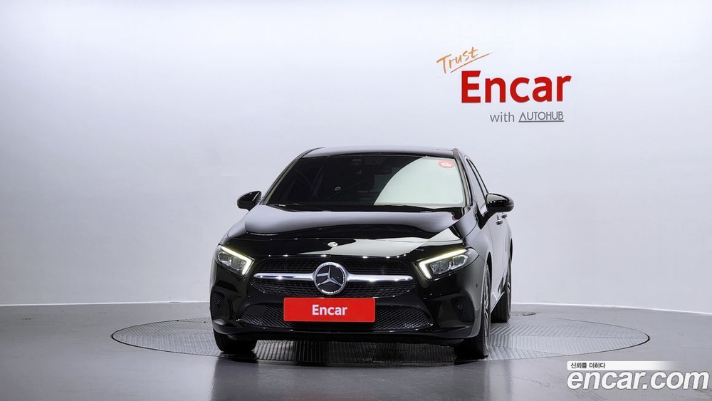 Mercedes-Benz A-Class W177 A220 Hatchback (05.2021)