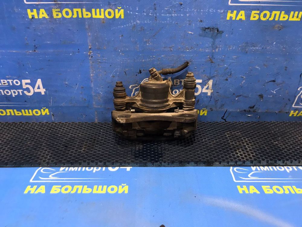 Суппорт тормозной передний правый TOYOTA TRUENO 1993