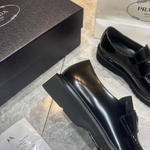 Лоферы Prada