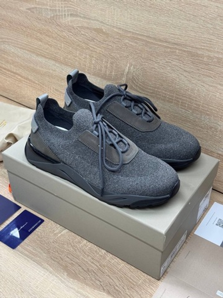 Кроссовки Santoni