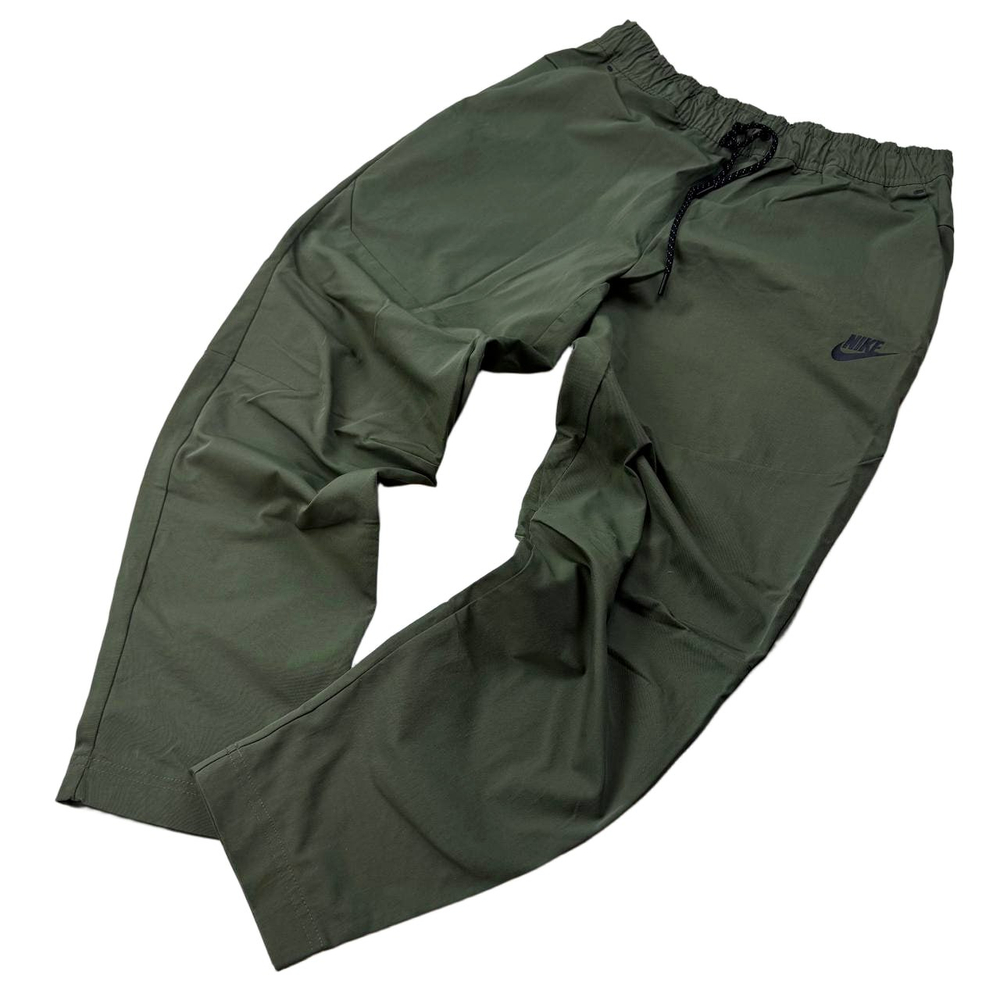 Брюки Nike Tech Pack