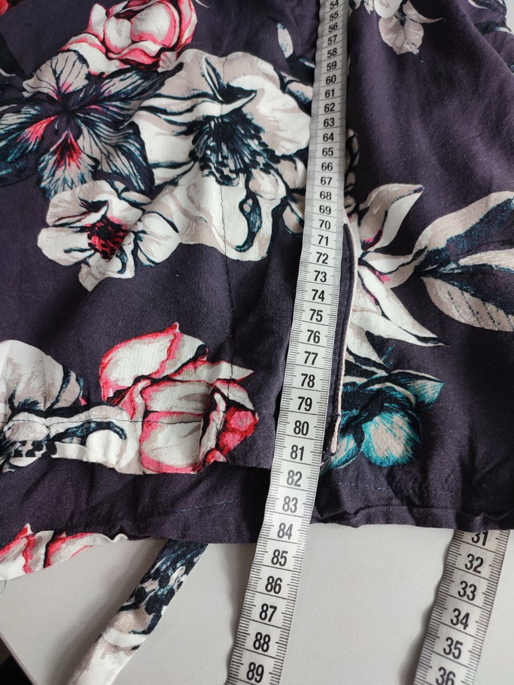 Халат Mark Formelle с цветами из вискозы 46 размер