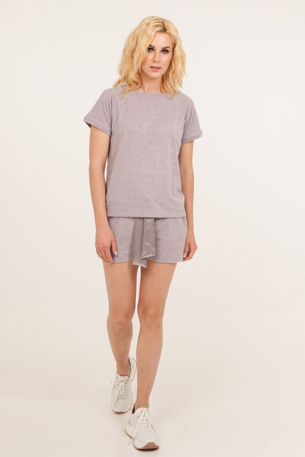 Элегантный женский костюм с коротенькими шортиками (Размер: M) (Цвет: сиреневый)