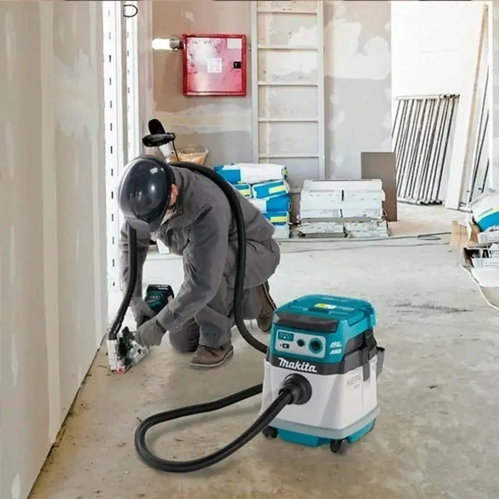 Пылесос Makita DVC154LZ