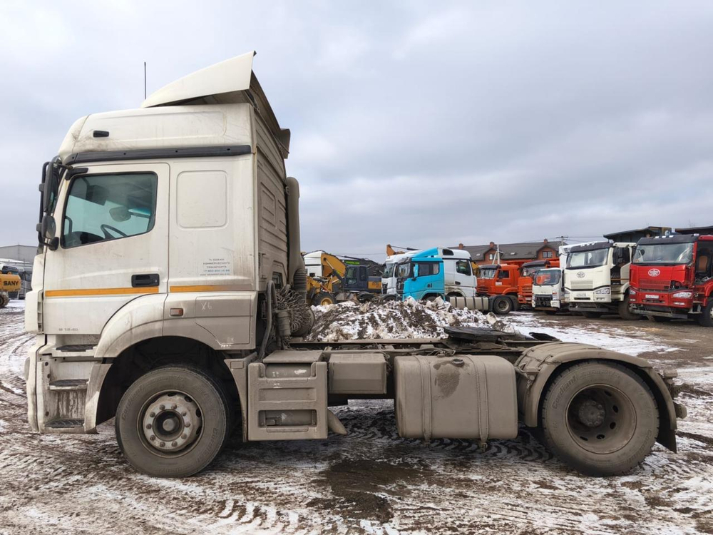 КамАЗ 5490 4x2 Седельный тягач 5490-DC (Дизель/Газ, 12,0 л, 401 л.с., МТ)