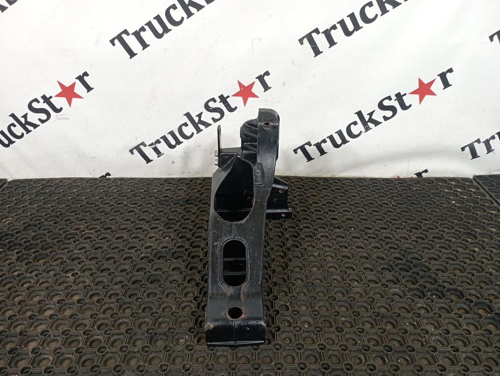 Кронштейн торсиона кабины правый 2018г