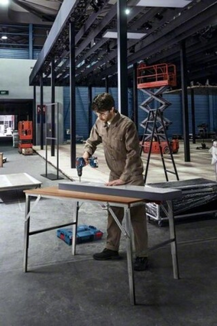 Дрель-шуруповерт аккумуляторная BOSCH GSB 18 V-50 ударная 06019H5120 L-Case, 2х2,0 Ач