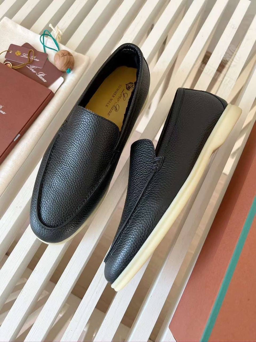 Лоферы Loro Piana Summer Walk с мехом