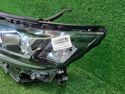 Фара левая Toyota Land Cruiser Prado 150 17-нв LED