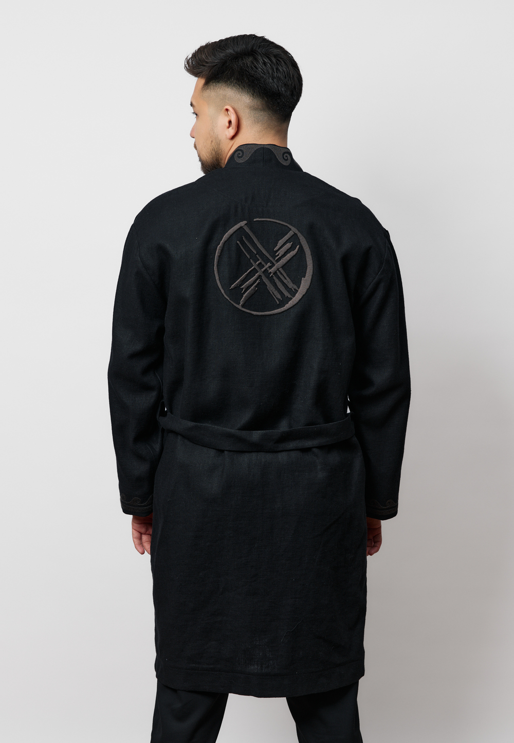 Шапан льняной длинный OYU TOLQYN BLACK