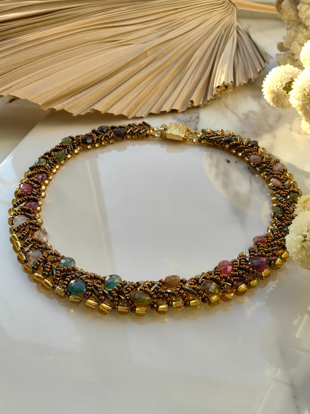 Колье из бисера "Змейка" ручной работы с камнем Турмалин