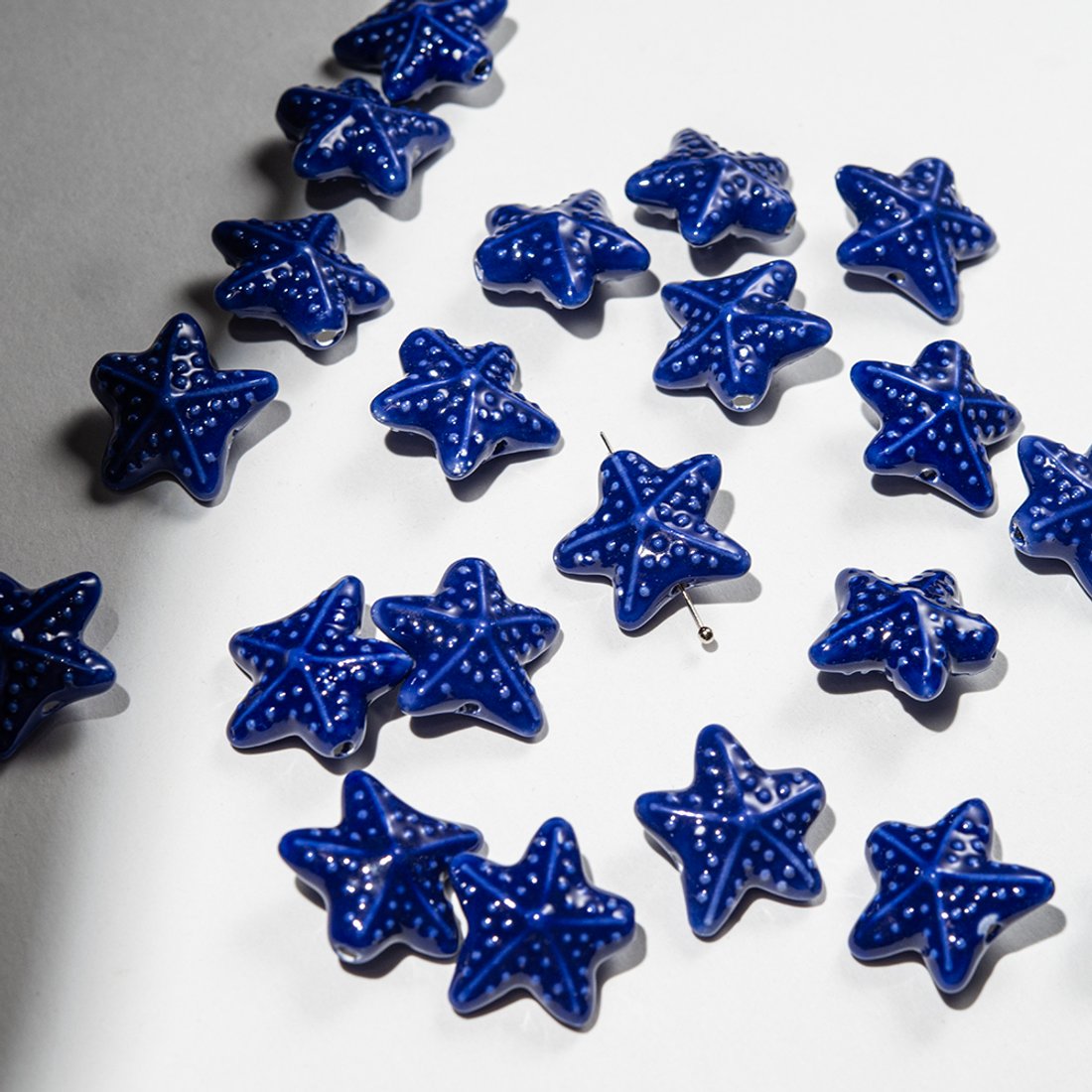 Бусина в форме морской звезды, 20*22,3мм, темно-синяя, глазурированный фарфор