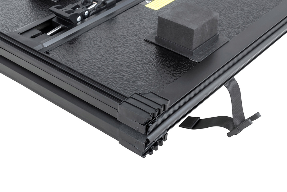 Крышка кузова для Dongfeng DF6, трёхсекционная 1525х1565/1535 мм, алюминиевая, черная РИФ