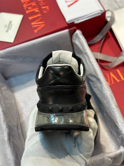 Кроссовки Valentino