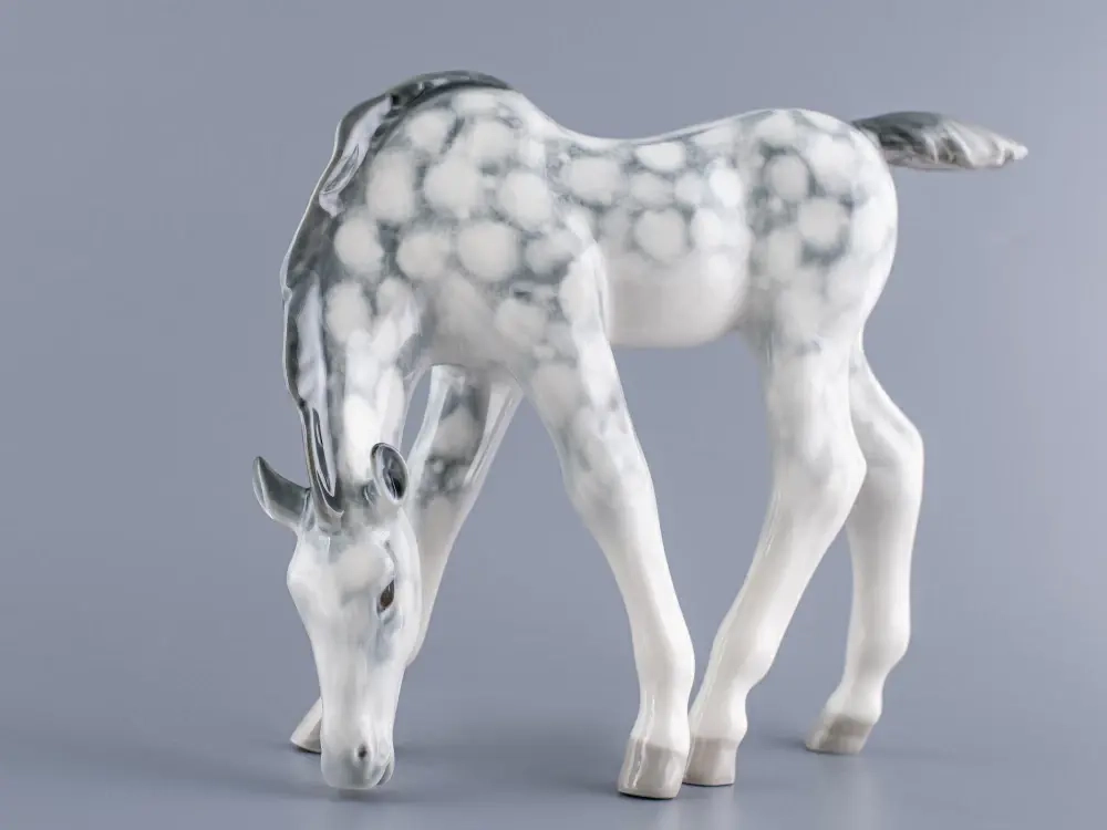 Скульптура Жеребенок пасущийся серый в яблоках арт. 82.01960.00.1