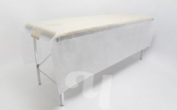 Одноразовая простыня белая сложенная 200х80