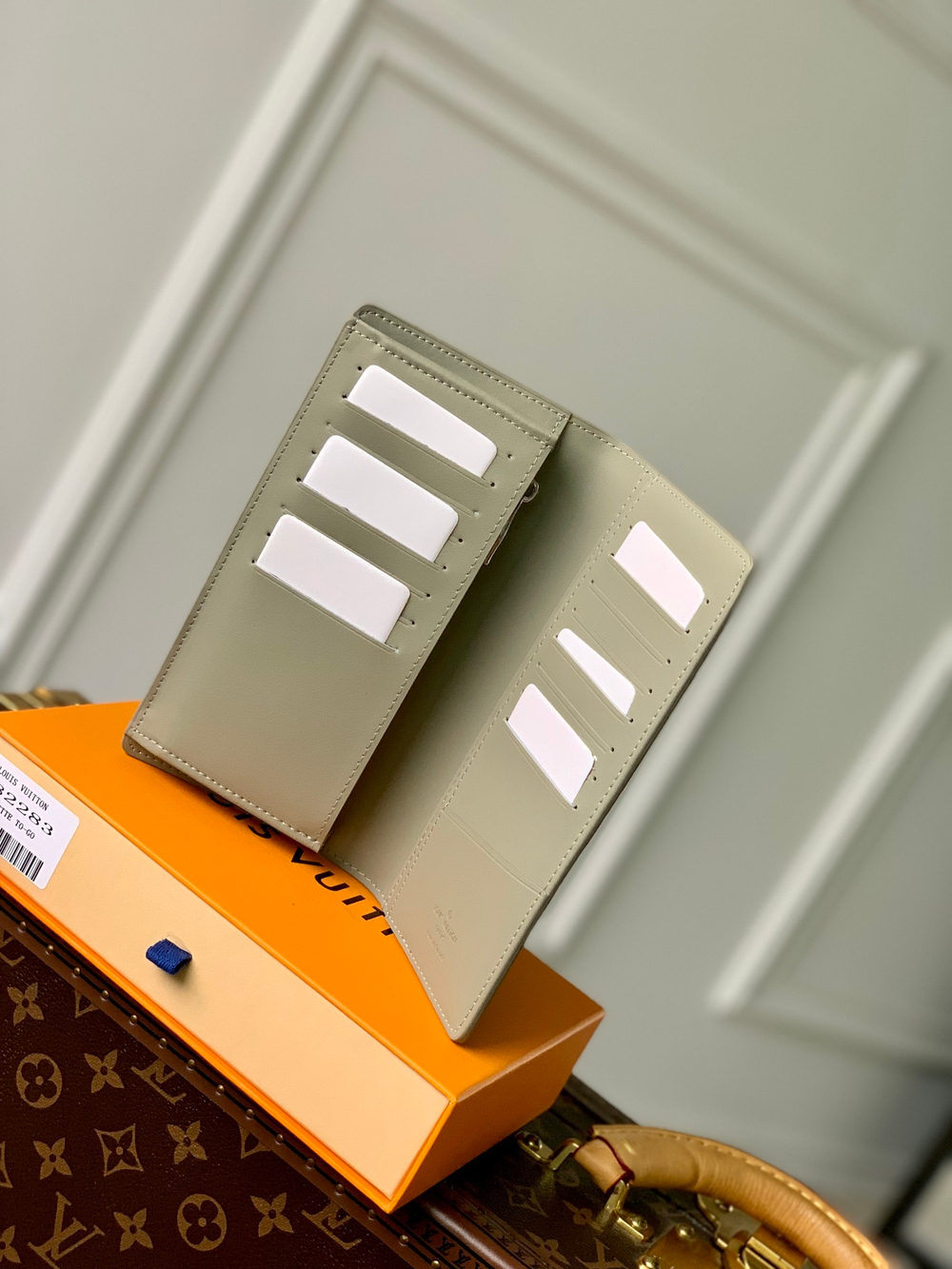 Louis Vuitton Brazza Wallet