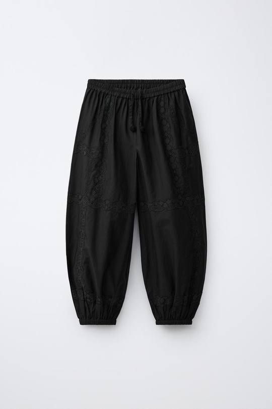 ZARA БРЮКИ-БОМБЕРЫ С ВЫШИВКОЙ LACE, ЧЕРНЫЙ