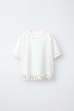 ZARA ФУТБОЛКА С БАХРОМОЙ И ЗАКЛЕПКАМИ, БЕЛЫЙ