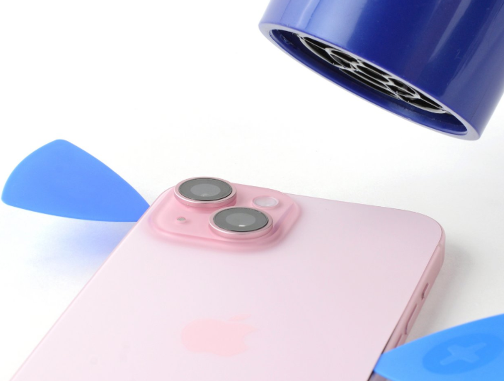 Замена глазка камеры для iPhone 15