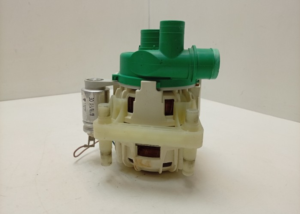STA4648D ктп9 Циркуляционный насос для посудомоечной машины SMEG STA4648D б/у