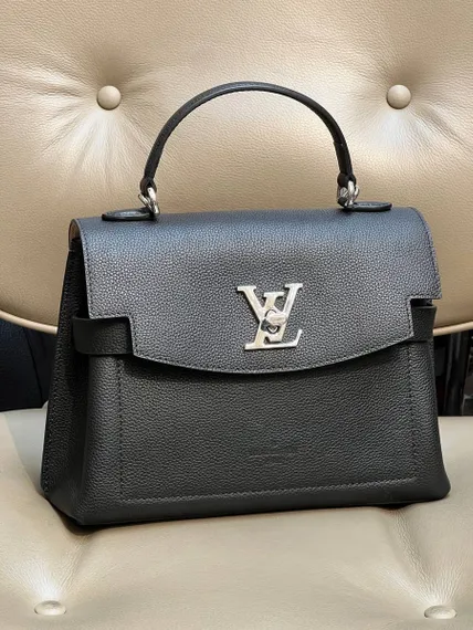Сумка Louis Vuitton Lockme Ever Mini черный