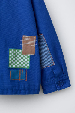 ZARA КУРТКА-РУБАШКА С НАШИВКАМИ, ЯРКО-СИНИЙ