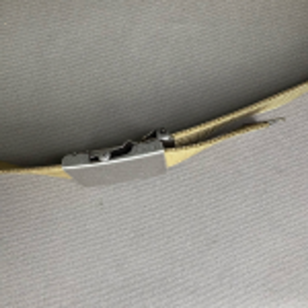 Пряжка под стропу