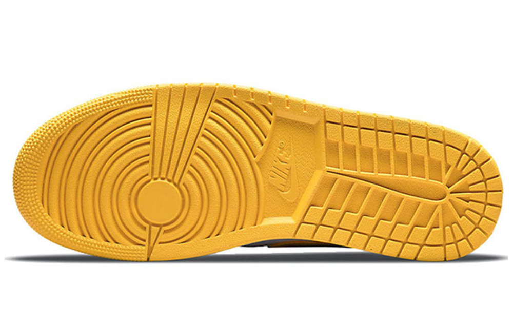 Кроссовки Jordan Air Jordan 1