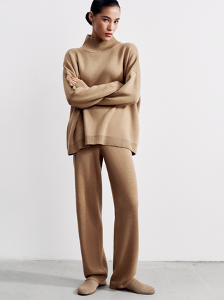 Свитер WEEKEND, бежевый