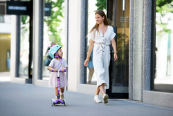 Самокат Mini Micro Deluxe складной LED сиреневый