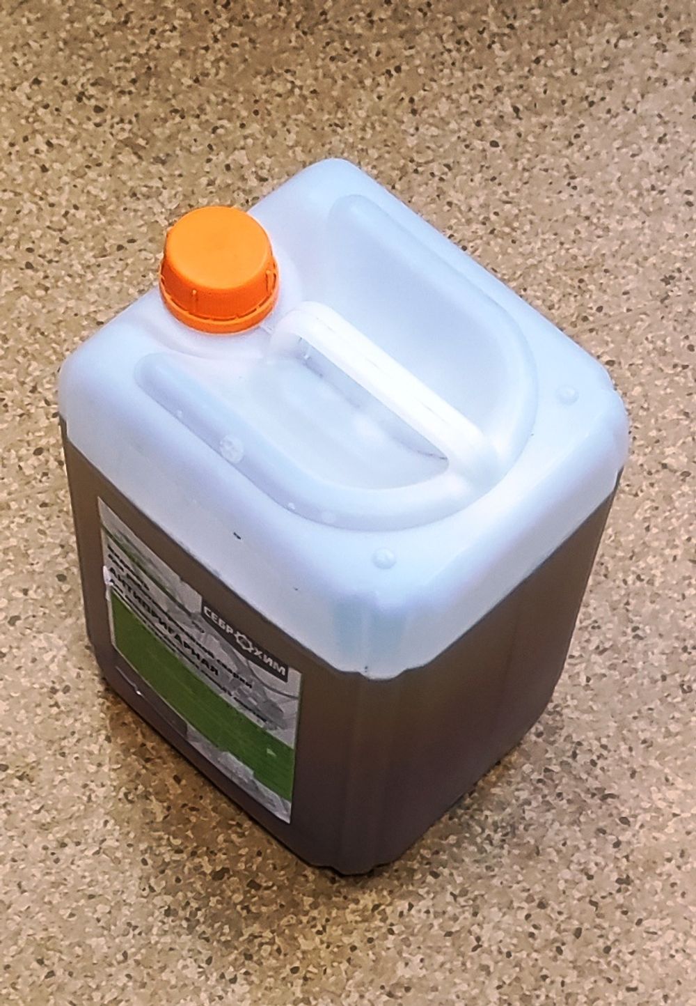 Жидкость антипригарная, для роботизированной сварки СеброХим, предназначена для автоматизированных станций очистки сварочных горелок (канистра 10 л.);