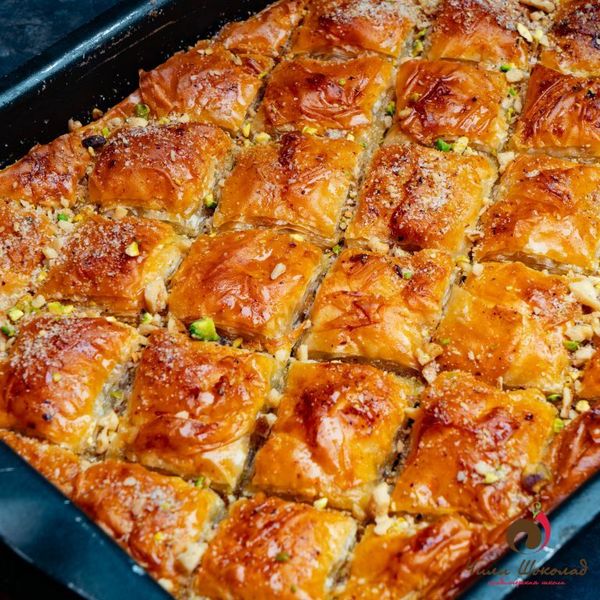 БАКЛАВА С ЦИТРУСОМ И ФИСТАШКАМИ