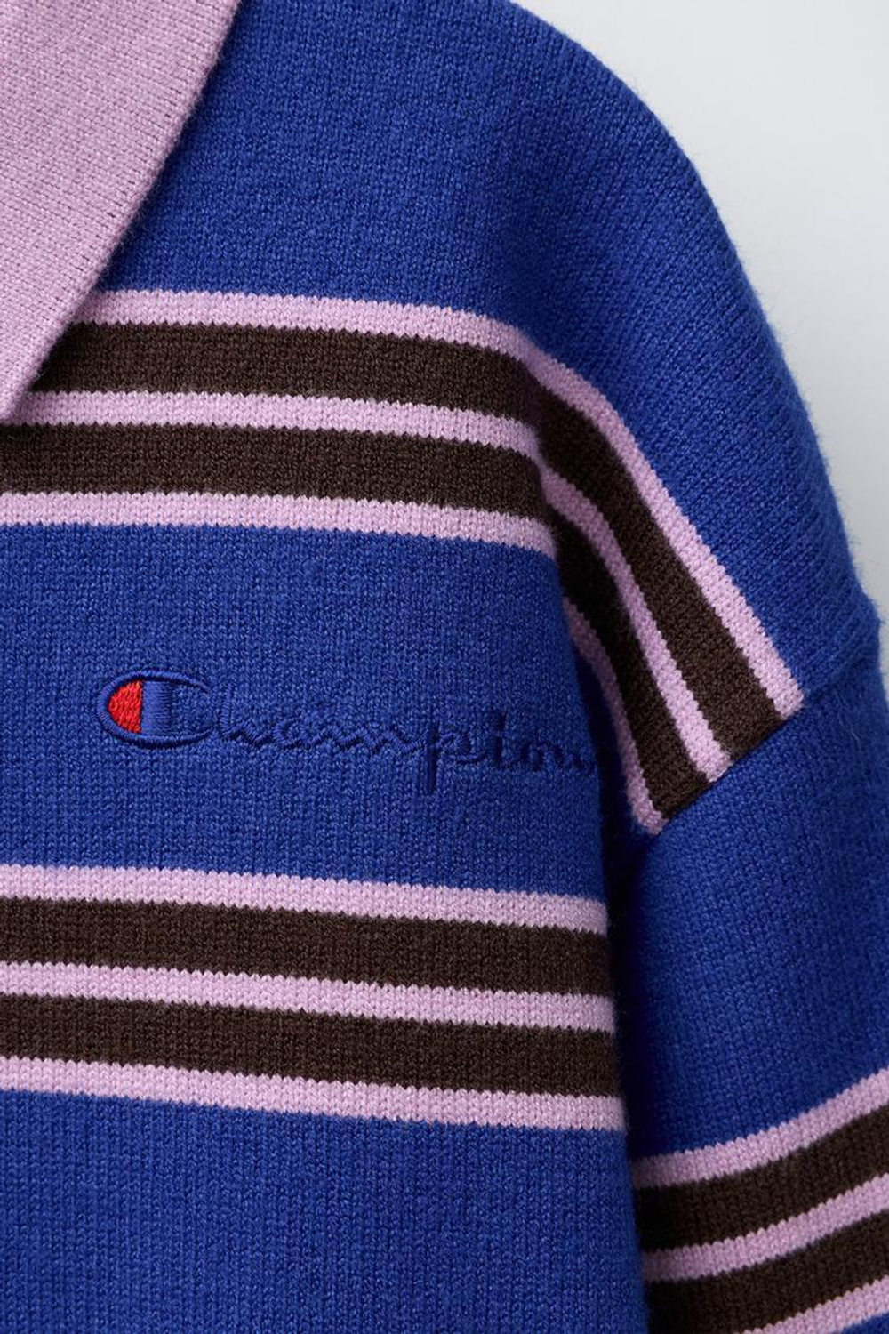 ZARA X CHAMPION ® ТРИКОТАЖНЫЙ ДЖЕМПЕР В ПОЛОСКУ С ВЫШИВКОЙ, ОТТЕНКИ СИНЕГО