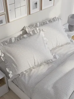 Декоративная наволочка с рюшами, оборками "Лутон" 50х70 см, 1 шт, без молнии