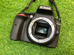 Nikon D5300 1.900 кадров
