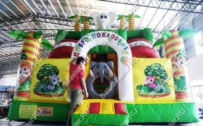 Надувной батут-горка "Слоник в джунглях с двумя горками с прямым скатом", 6*5*5.5 м