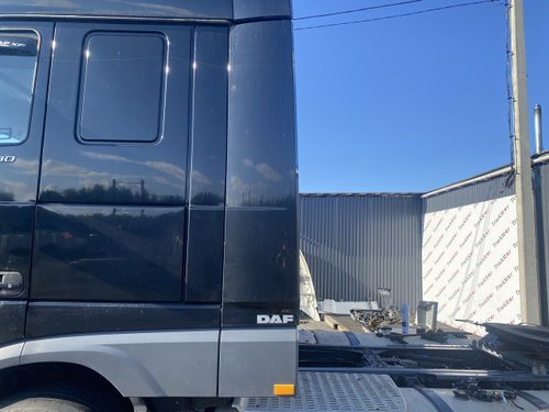 Спойлер кабины боковой левый 2019г