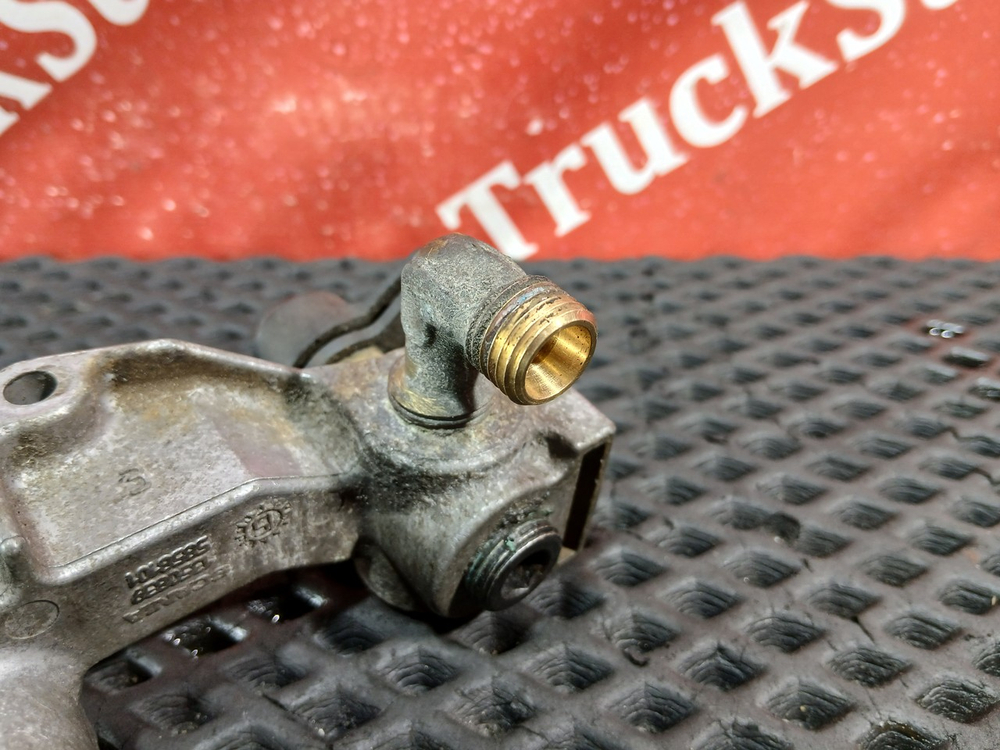 Распределитель тормозных сил