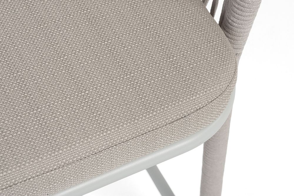 "Марсель" стул полубарный плетеный из роупа, каркас из стали светло-серый (RAL7035) муар, роуп бежевый круглый, ткань Mossle бежевая, пос.H65