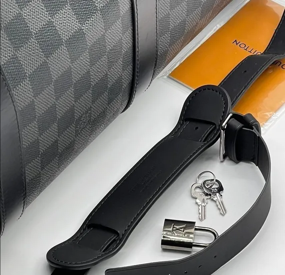 Сумка Louis Vuitton Keepall канва Damier Graphite