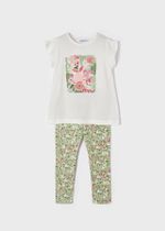 футболка с леггинсами