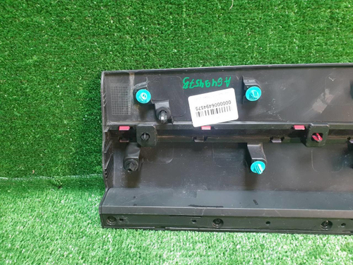 Накладка двери задняя правая Omoda C5 (2022-н.в.)