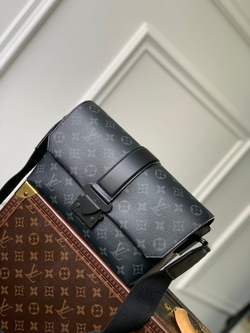 Louis Vuitton S-Cape Messenger Bag