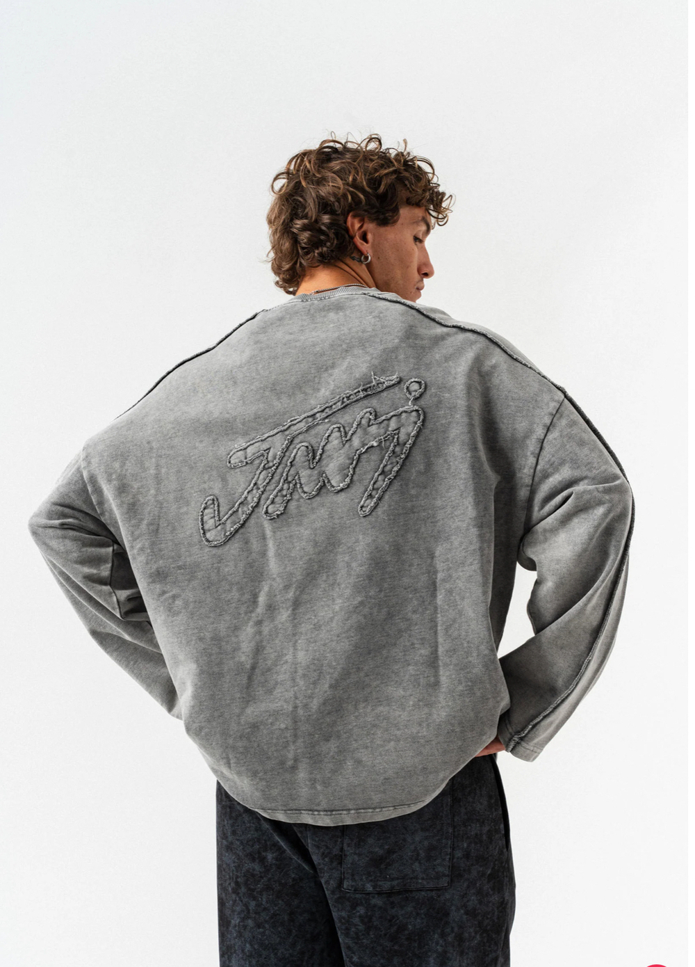 Свитшот оверсайз